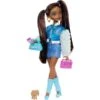 Mattel Barbie Dream Besties Brooklyn Modepuppe (mit Zubehör Zum Thema Video Und Musik)