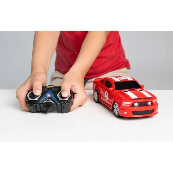 Racer RC Rennwagen 2.4 GHz 6 Racer RC Rennwagen 2.4 GHz – Bild 4